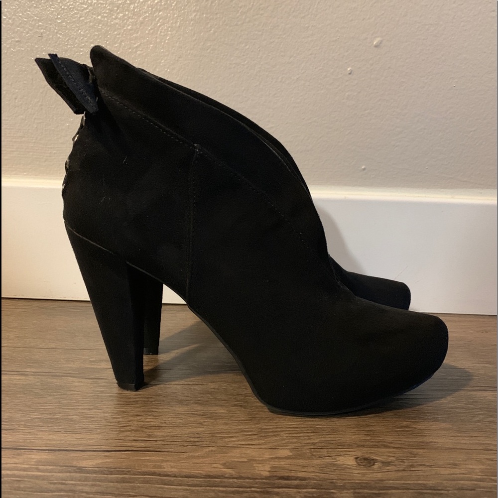 Guess Black Booties